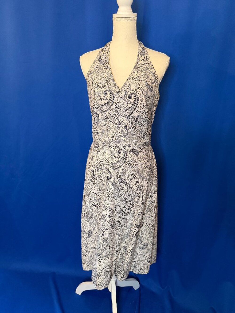 Ann Taylor Paisley Halter Dress SIZE: 8